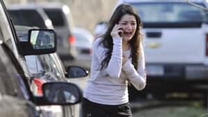 si-shooting-cell-phone-300-