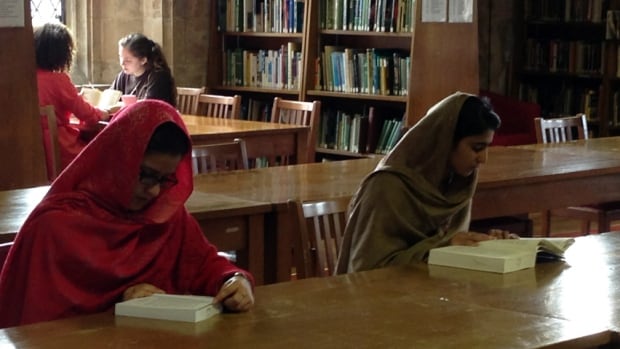 hi-Kainat Riaz-Shazia-Ramzan-library