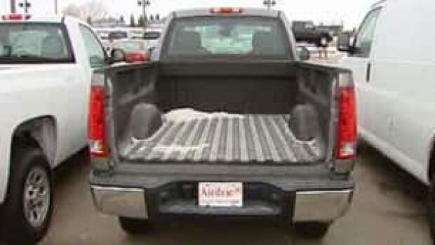 Abbotsford police arrest man for allegedly stealing tailgates