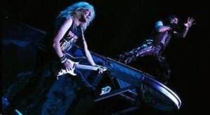 mi-iron-maiden-iceland-express-306-cbc