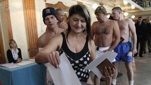 si-russia-swimvote-rtr2utq9