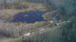 si-peace-river-oil-spill