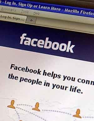 in-facebook300-cp00188178