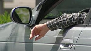 bc-090624-smoking-driver