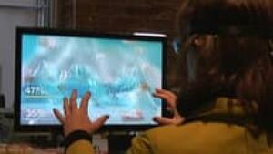 sm-220-lynn-robson-playing-game