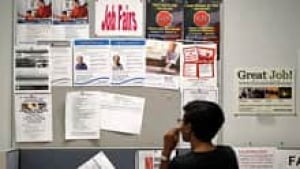wdr-220-unemployment-jobs-employment-ap009472502-credit-lm-otero