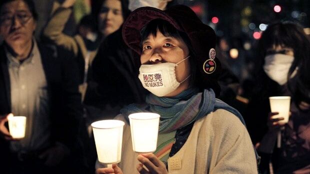 li-japan-protest-00564163