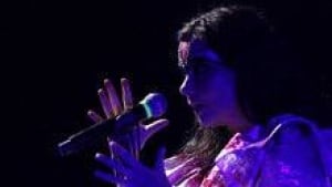 hi-bjork-852-3col