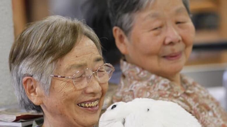 Japan has highest life expectancy rate, study | CBC News