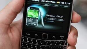 inside-blackberry-phone-009