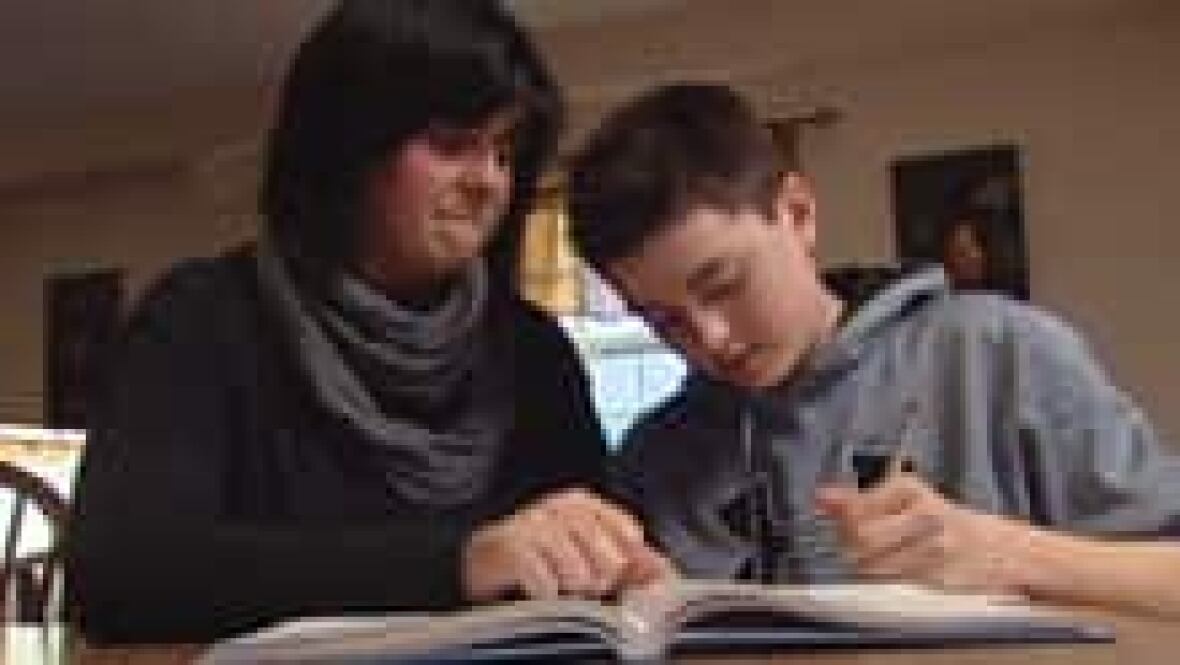 Defibrillator failure prompts teen's warning CBC News