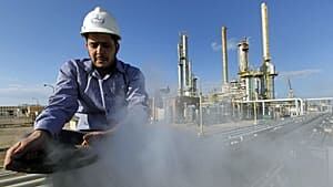 mi-libyan-oil300-cp00288470