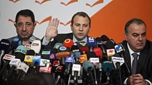 lebanon-government-quit-rtx
