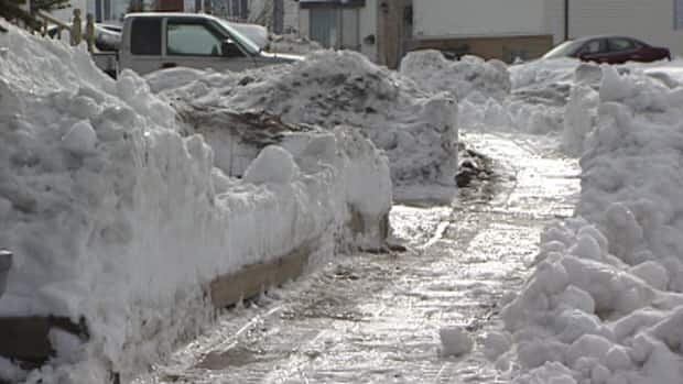 li-sidewalks-20110118