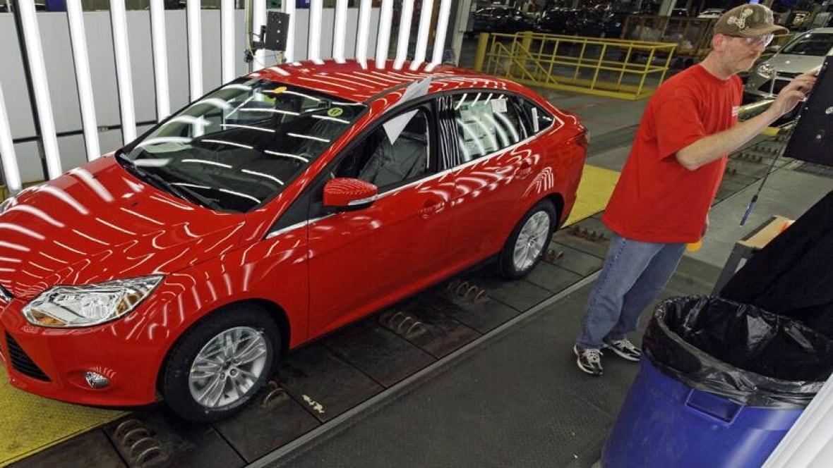 Gas prices drive fuel efficient car sales Business CBC