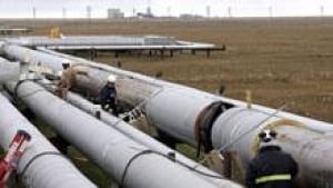 si-alaska-pipeline-ap-9698025