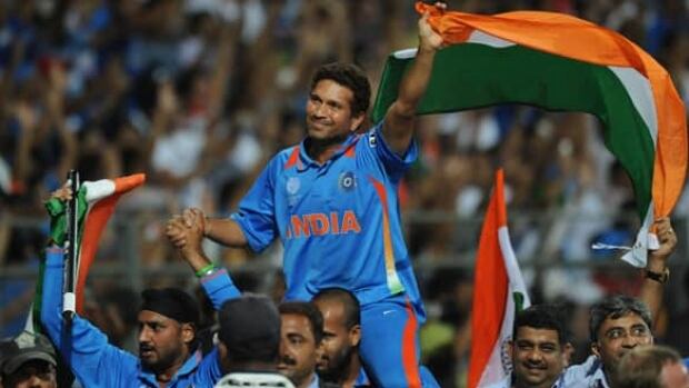 tendulkar-sachin-110402