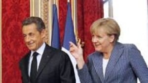 220-sarkozy-merkel-rtr2q10i