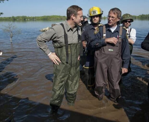 li-mackay-floods-460-cp0073