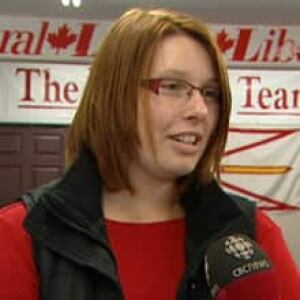 nl-hussey-leanne-20111008