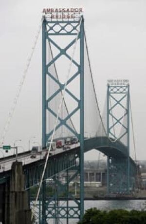 si-220-ambassador-bridge-8682182