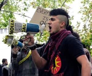 mi-protestors-300