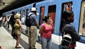 montreal-metro-cp-731746-220