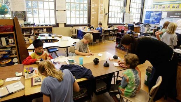 hi-classroom-852-cp-9521548