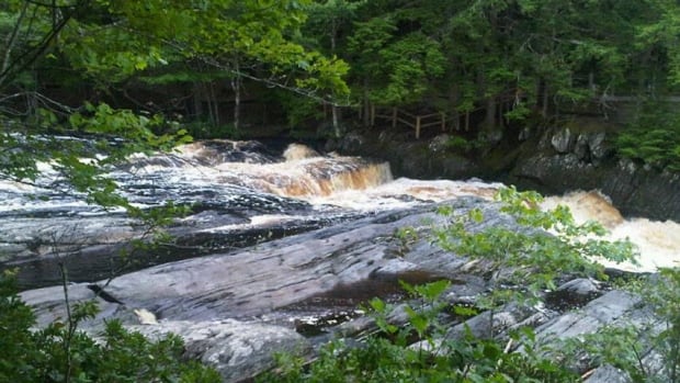 ns-hi-mill-falls-852
