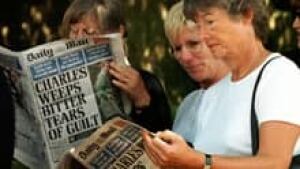 si-wedding-tabloids220-rtxh