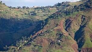 tp-deforested-hillside-massif-de-la-selle