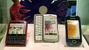 tp-telus-phones-cp-9778263