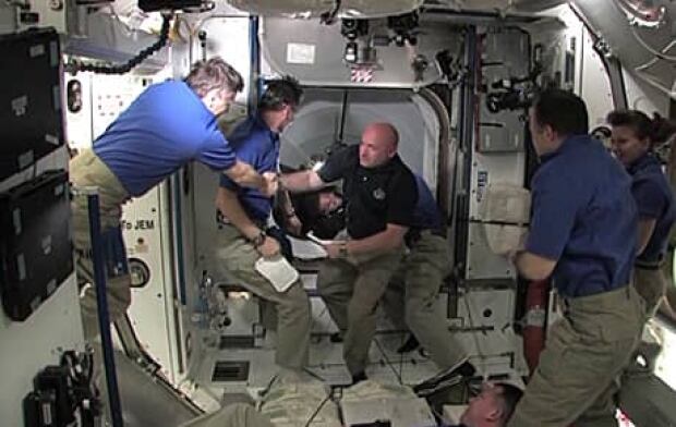 lg-460-crew-welcome-nasa