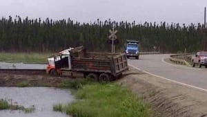 nl-li-dump-truck-labrador-2