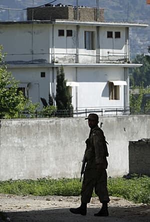 bin-laden-house-300-rtr2m5l