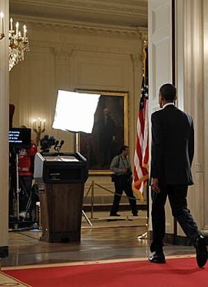 obama-wh-300-rtr2lvq7