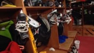 si-neepawa-changeroom-11102