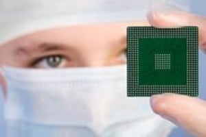 sm-220-innovation-randd-chip-scientist-istock_000005279712small