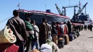 refugees-220-rtr2jc4y