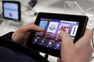 si-blackberry-playbook-300