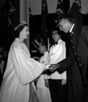 si-elizabeth-1951-pei-220