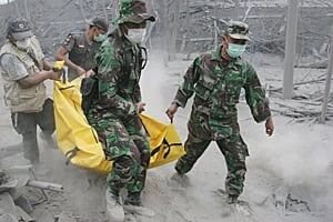 mi-mount-merapi-deaths-300-ap9698525