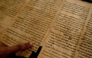 sm-220-dead-sea-scrolls-01342369