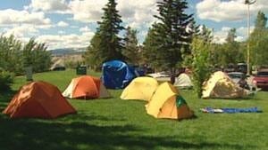 mi--yukon-tent-protest-110613
