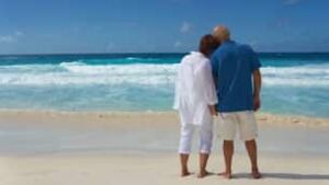 tp-retired-couple-sea
