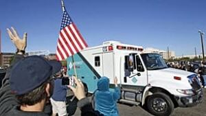 us-giffords-ambulance-00043
