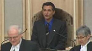 si-hunter-tootoo-110531