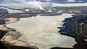 mi-water-oilsands-300
