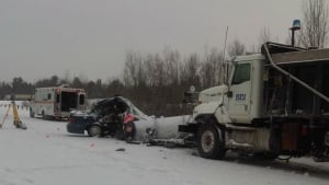 ottawa-renfrew-wide-crash