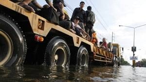 mi-truck-flood-cp-rtr2t9om